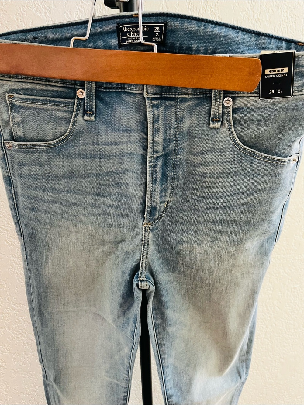 Abercrombie & Fitch Men's Light Blue High-Rise Super Skinny Jeans- NEW